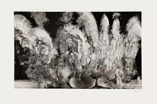 Maggi Hambling，Wall of water，2011，版权属于 Maggi Hambling