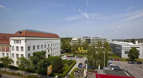 卡尔斯鲁厄国立设计学院