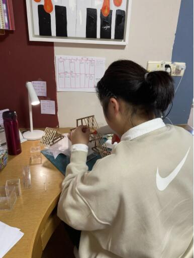 建筑设计作品集灵感来源于俄乌战争，探讨救赎与同情